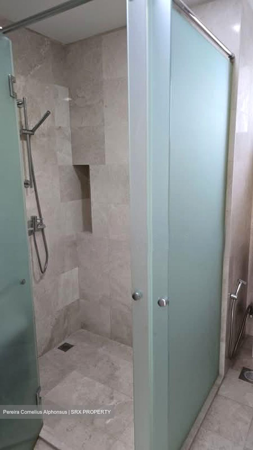 Vista Residences (D12), Condominium #581436461